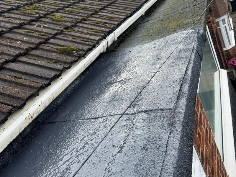 Roof Repairs job in Grimsby by Smart Call Contractors