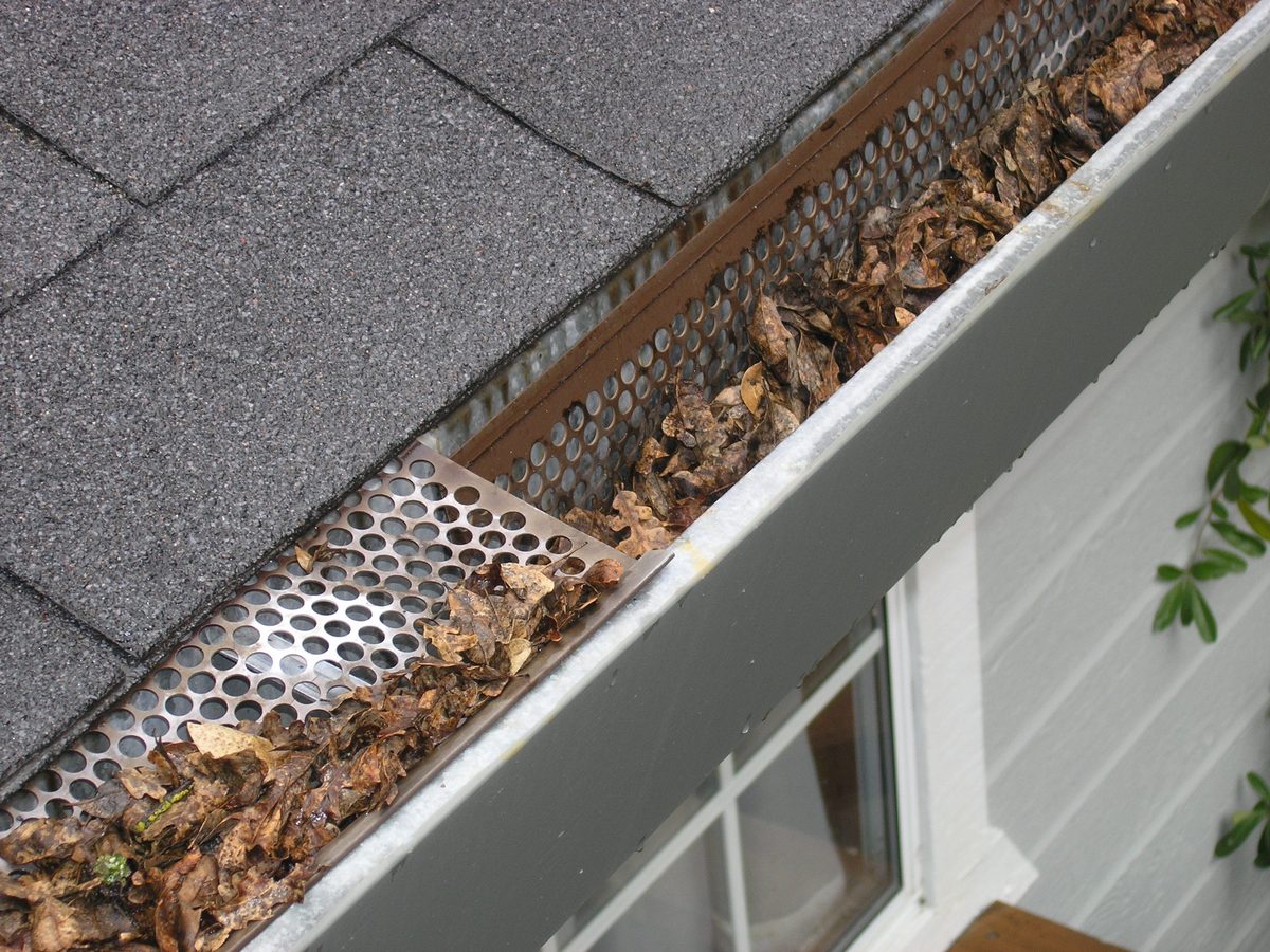 Guttering by Smart Call Contractors